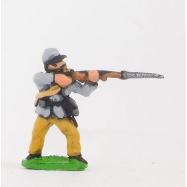 Union or Confederate: Infantry in Kepi & Tunic, with blanket roll: Firing (fixed bayonet)