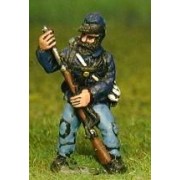 Union or Confederate: Infantry in Kepi & Tunic with Full Pack & Equipment: Loading