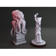 Cthulhu totem and Cultist