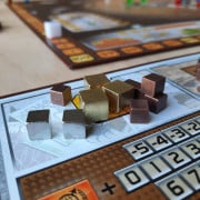 Terraforming Mars - Ensemble de cubes en métal compatibles de couleur bronze, argent et or